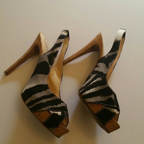 Guess Zebra Slingback Heels - Picture 3 of 4
